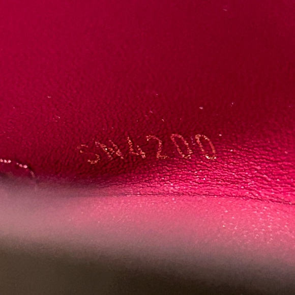 Louis Vuitton Small Kirigami - Picture 14 of 16